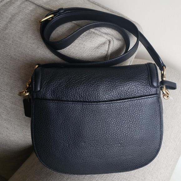 NWT Coach Elle Saddle Crossbody - Picture 3 of 7